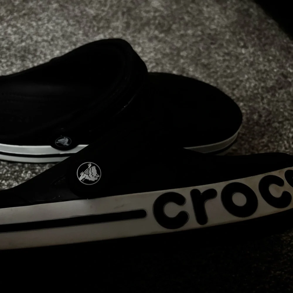 Crocs Bayaband Clogs Women’s 8/Men’s 6 - Picture 2 of 4